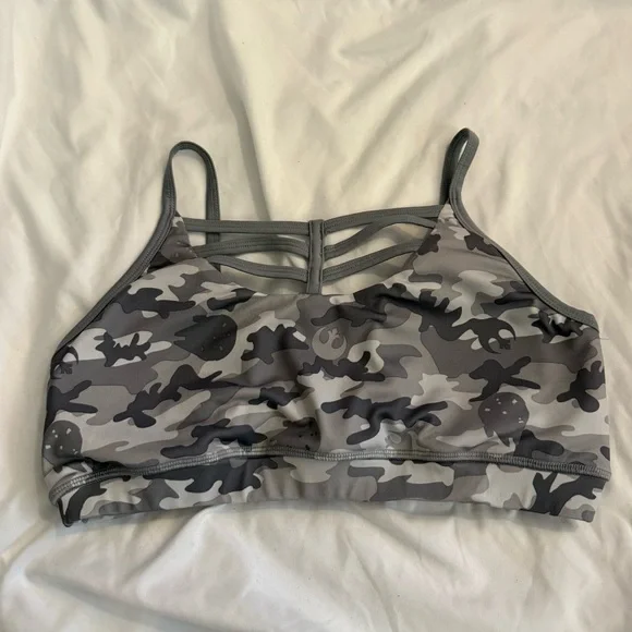 NWOT Her Universe X Star Wars Millennium Falcon Camo Sports Bra - Picture 1 of 7